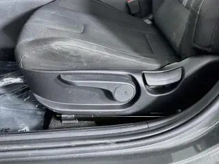 Hyundai ELANTRA 2025 SE Sedán 4 puertas