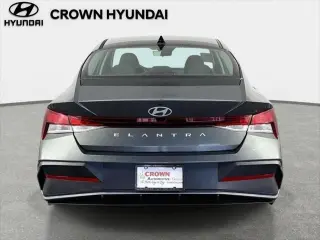 Hyundai ELANTRA 2025 SE Sedán 4 puertas