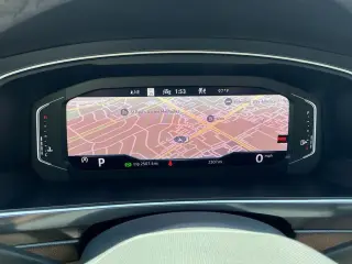 Volkswagen Tiguan 2024 AWD SEL R-Line 4Motion 4p SUV