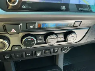 Toyota Tacoma 2023 4x4 TRD Todo Terreno 4p Doble Cabina 5.0 ft CB 6A