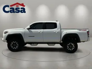 Toyota Tacoma 2023 4x4 TRD Todo Terreno 4p Doble Cabina 5.0 ft CB 6A