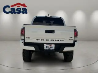 Toyota Tacoma 2023 4x4 TRD Todo Terreno 4p Doble Cabina 5.0 ft CB 6A