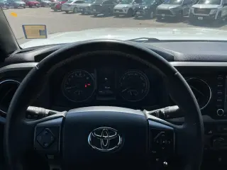 Toyota Tacoma 2023 4x4 TRD Todo Terreno 4p Doble Cabina 5.0 ft CB 6A