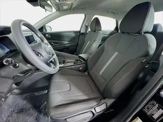 Hyundai ELANTRA 2026 SE 4dr Sedán