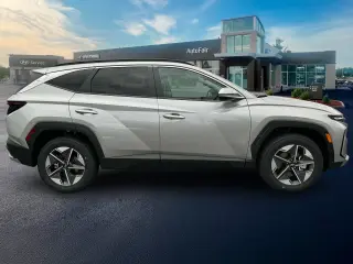 Hyundai TUCSON 2025 AWD SEL Conveniencia 4p SUV