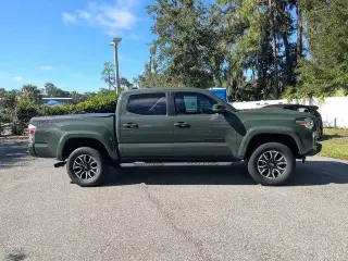Toyota Tacoma 2022 4x2 TRD Todo Terreno 4p Doble Cabina 5.0 ft CB