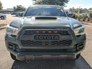 Toyota Tacoma 2022 4x2 TRD Todo Terreno 4p Doble Cabina 5.0 ft CB