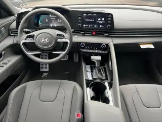 Hyundai ELANTRA 2026 SEL Sport Premium 4dr Sedan