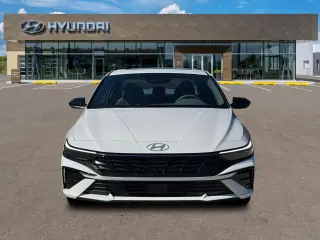 Hyundai ELANTRA 2026 SEL Sport Premium 4dr Sedan