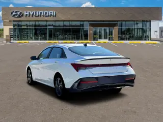 Hyundai ELANTRA 2026 SEL Sport Premium 4dr Sedan