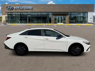 Hyundai ELANTRA 2026 SEL Sport Premium 4dr Sedan