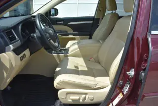 Toyota Highlander 2019 AWD XLE 4dr SUV