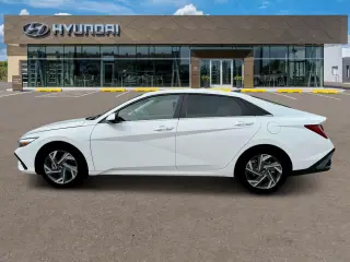 Hyundai ELANTRA 2025 SEL Conveniencia 4p Sedan