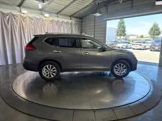 Nissan Rogue 2017 SV 4puertas Crossover