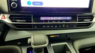 Toyota Sienna 2025 AWD XLE 7-Pasajero 4p Mini-Van