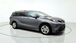 Toyota Sienna 2025 AWD XLE 7-Pasajero 4p Mini-Van