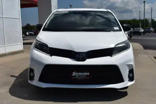 Toyota Sienna 2020 AWD SE 7-Pasajeros 4p Mini-Van
