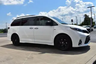 Toyota Sienna 2020 AWD SE 7-Pasajeros 4p Mini-Van