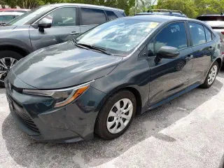 Toyota Corolla 2024 LE 4dr Sedán