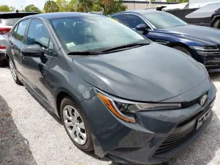 Toyota Corolla 2024 LE 4dr Sedán