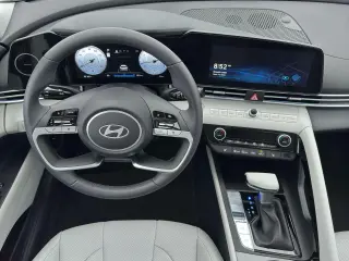 Hyundai ELANTRA 2026 Limited 4dr Sedan