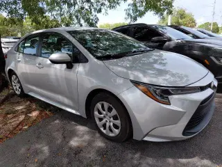 Toyota Corolla 2024 LE 4p Sedan