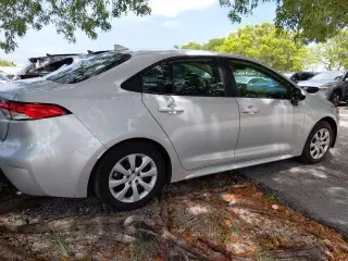 Toyota Corolla 2024 LE 4p Sedan