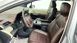 Toyota Sienna 2021 Platinum 7-Pasajeros 4p Mini-Van