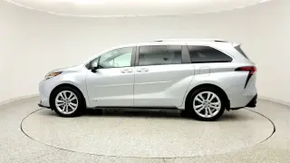 Toyota Sienna 2021 Platinum 7-Pasajeros 4p Mini-Van