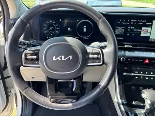Kia Carnival 2024 SX Prestige 4dr Mini-Van