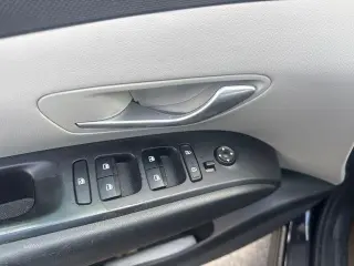 Hyundai TUCSON 2022 SE 4dr SUV (lanzamiento a mitad de año)