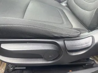 Hyundai TUCSON 2022 SE 4dr SUV (lanzamiento a mitad de año)