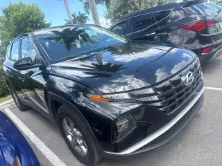 Hyundai TUCSON 2022 SE 4dr SUV (lanzamiento a mitad de año)