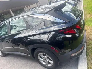 Hyundai TUCSON 2022 SE 4dr SUV (lanzamiento a mitad de año)