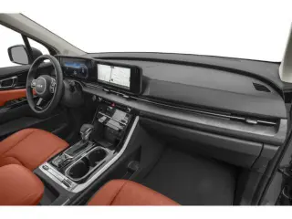 Kia Carnival 2024 SX 4 puertas Minivan