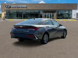Hyundai ELANTRA Hybrid 2025 Azul 4p Sedán