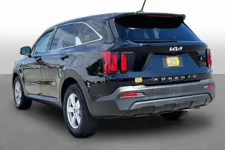Kia Sorento 2022 LX 4dr SUV