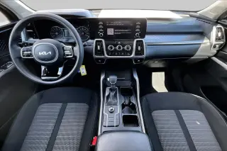 Kia Sorento 2022 LX 4dr SUV