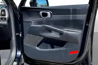 Kia Sorento 2022 LX 4dr SUV