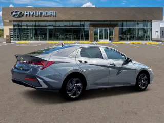 Hyundai ELANTRA 2026 SEL Sport 4dr SedÃ¡n