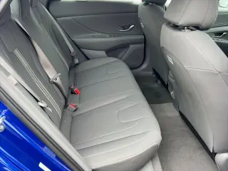 Hyundai ELANTRA 2026 SEL Sport 4dr Sedán