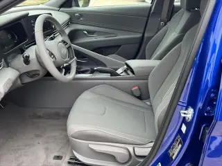 Hyundai ELANTRA 2026 SEL Sport 4dr Sedán