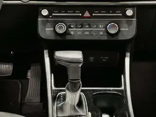 Hyundai TUCSON 2025 AWD SE 4p SUV