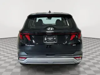Hyundai TUCSON 2025 AWD SE 4p SUV