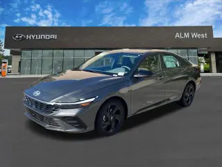 Hyundai ELANTRA 2026 SEL Sport 4dr Sedan