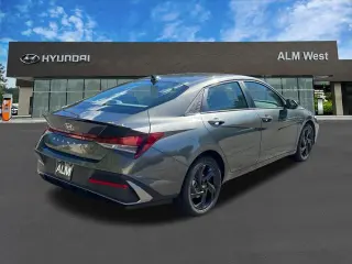 Hyundai ELANTRA 2026 SEL Sport 4dr Sedan