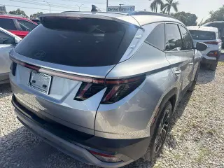 Hyundai TUCSON 2025 Limited 4dr SUV