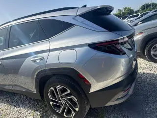 Hyundai TUCSON 2025 Limited 4dr SUV