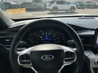Ford Explorer 2023 XLT 4dr SUV