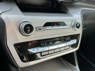 Ford Explorer 2023 XLT 4dr SUV